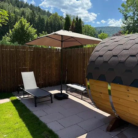 Village de vacances Tiny House Oase Mit Sauna Am Fluss